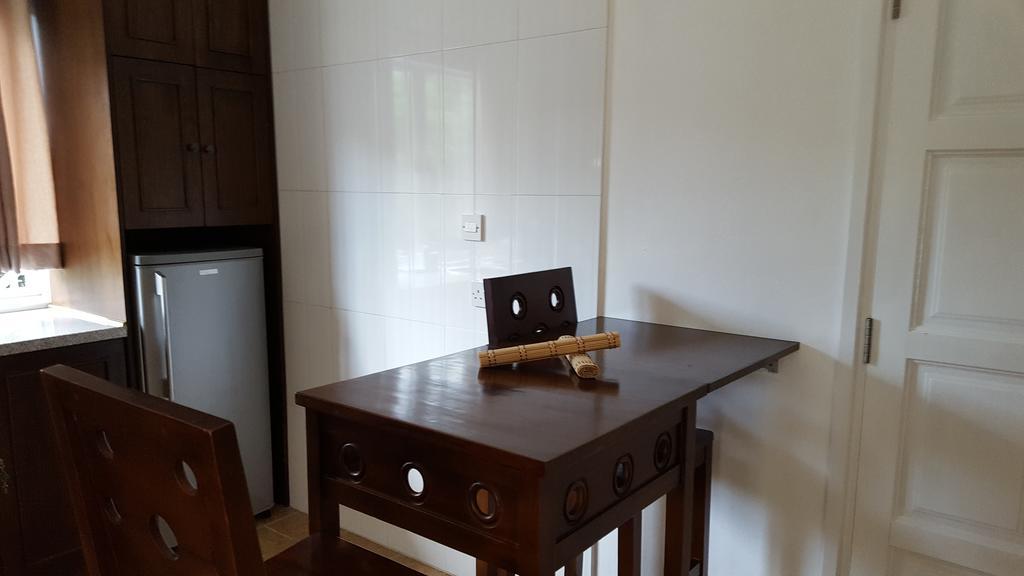 Villa Kayola - Self Catering Pointe La Rue Zewnętrze zdjęcie