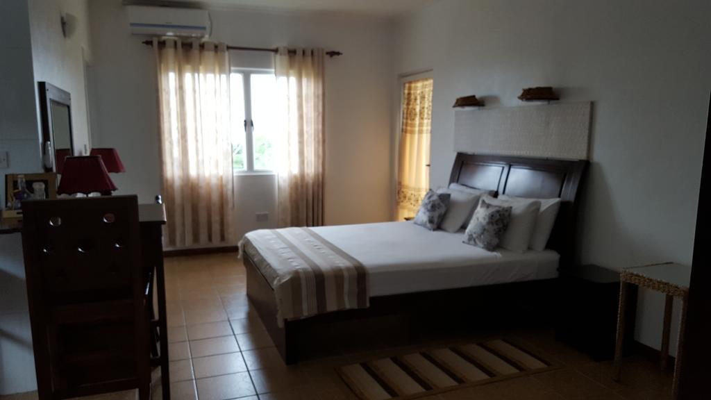 Villa Kayola - Self Catering Pointe La Rue Zewnętrze zdjęcie